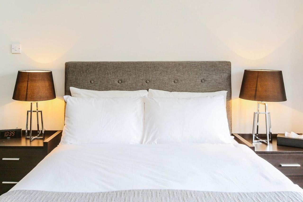 The Westerly London Bagian luar foto