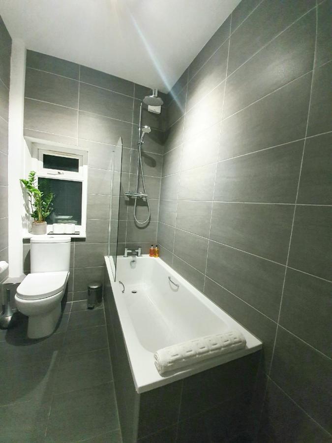 The Westerly London Bagian luar foto